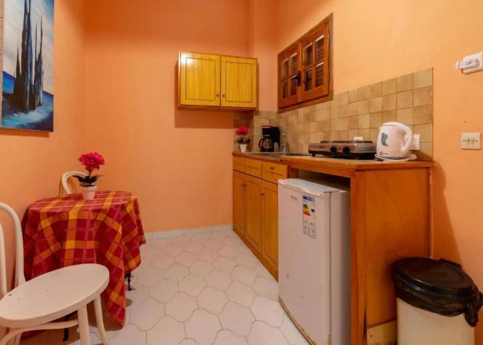 Villa Olive apartments