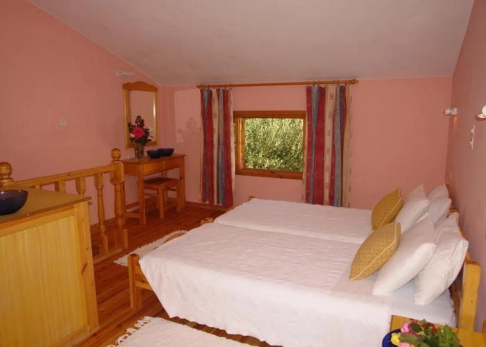 Villa Olive apartments
