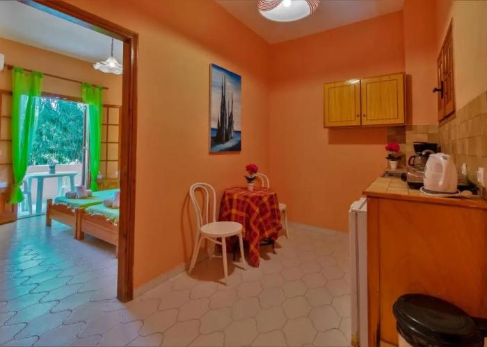 Villa Olive apartments