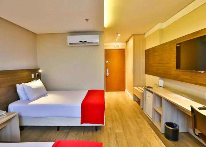 Ibiza Plaza Hotel