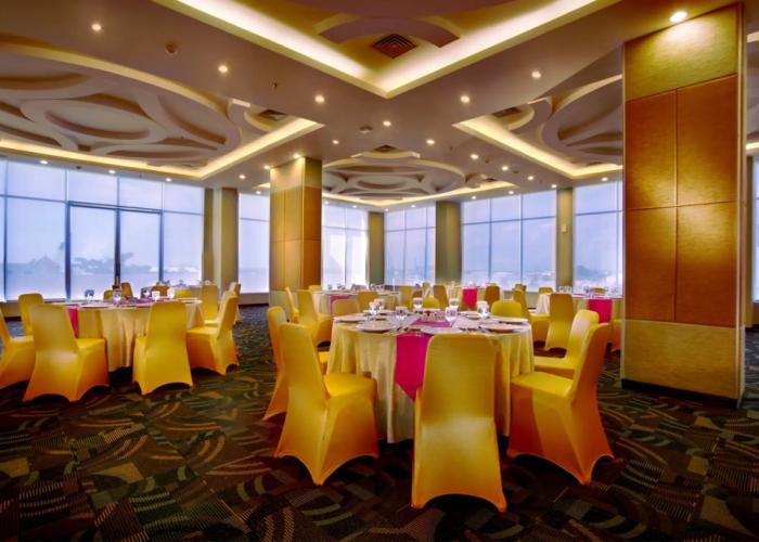 Favehotel Solo Baru Hotel