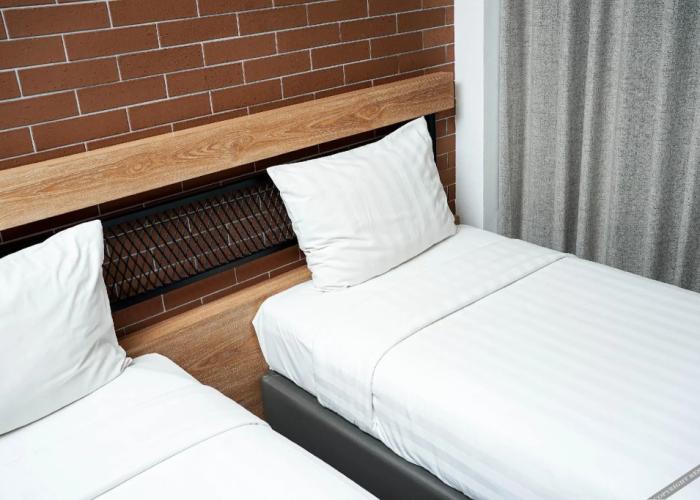 LOA Living Solo Baru