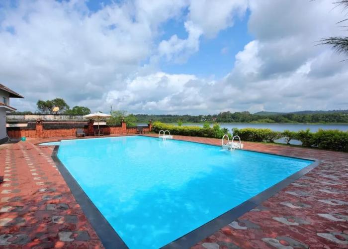 River Retreat Heritage Ayurvedic Resort