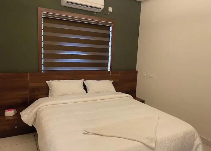 Town Inn Apartments