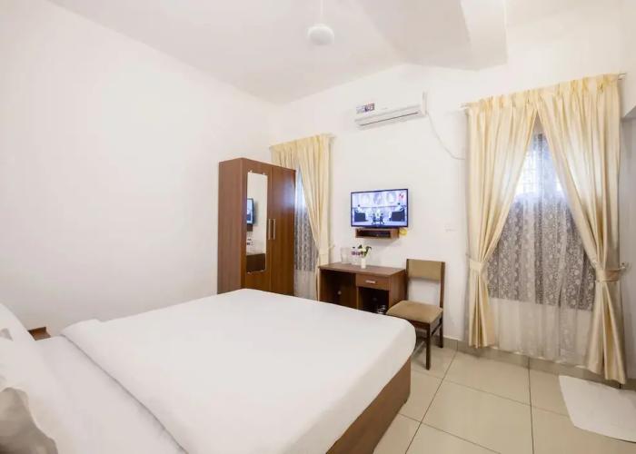 Sunstar Residency & Food Plaza Pala