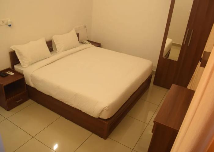 Sunstar Residency & Food Plaza Pala