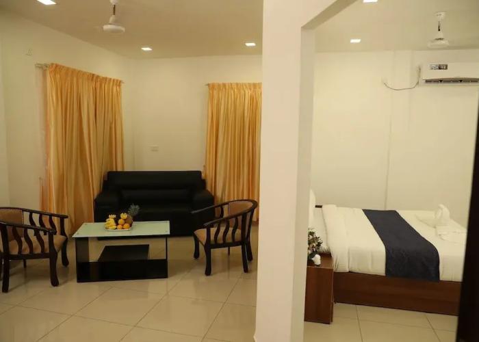 Sunstar Residency & Food Plaza Pala