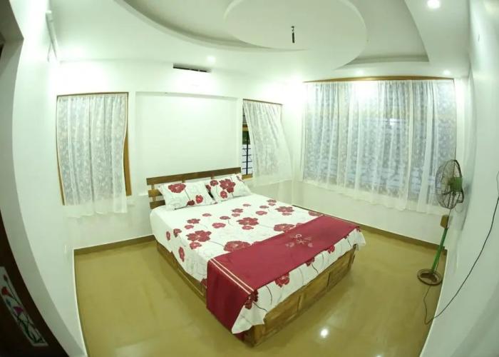 Thodupuzha 4-bhk Luxury Home awy From Home