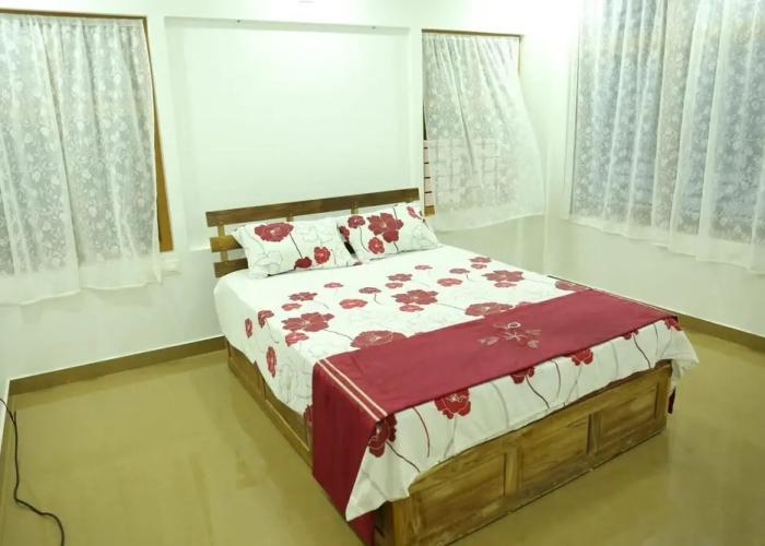 Thodupuzha 4-bhk Luxury Home awy From Home