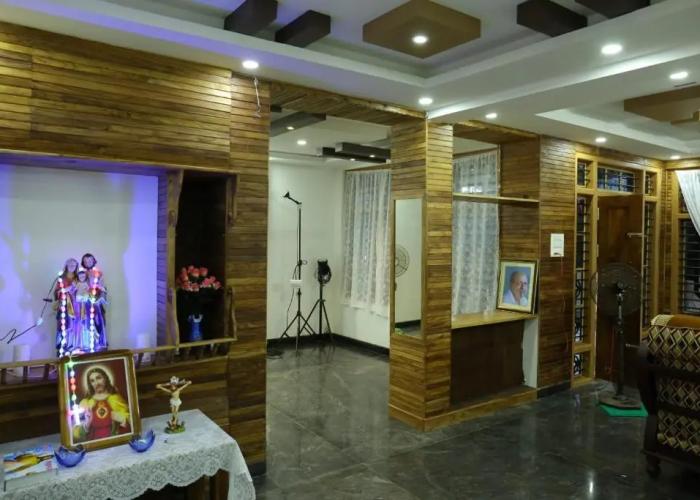 Thodupuzha 4-bhk Luxury Home awy From Home