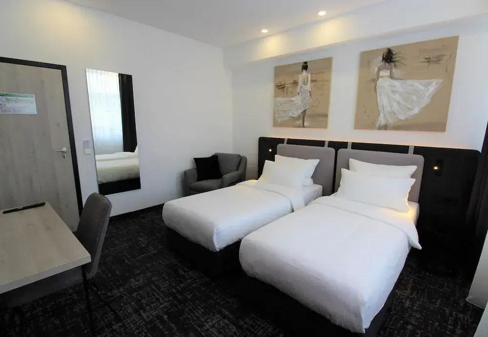 фото Libarty Hotels