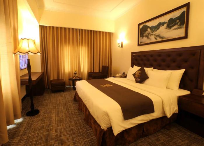Phoenix Hotel