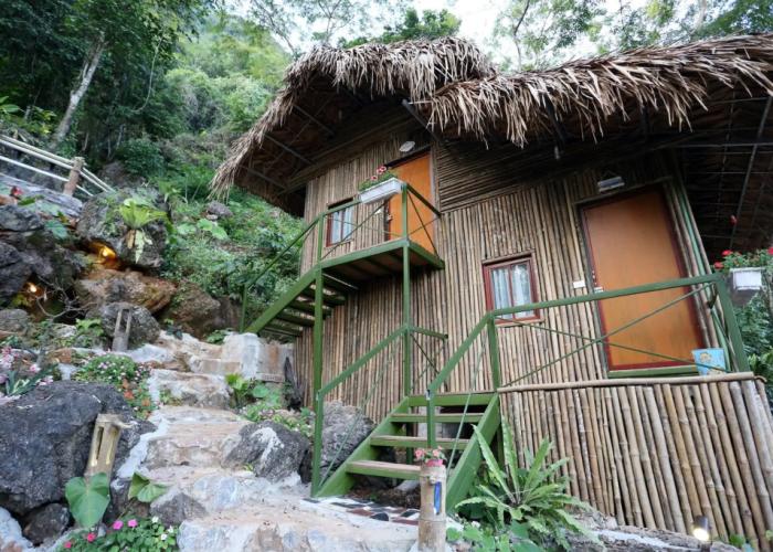 Green Hill Hostel & Homestay
