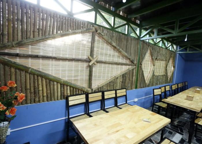 Green Hill Hostel & Homestay