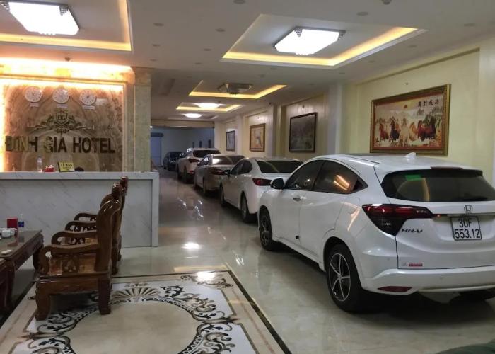 Dinh Gia Hotel