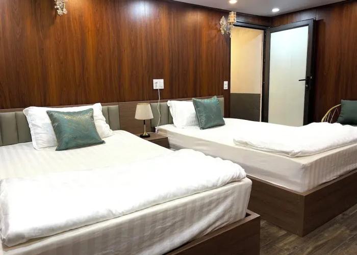 Odyssey Hostel, Tours & Motorbikes Rental