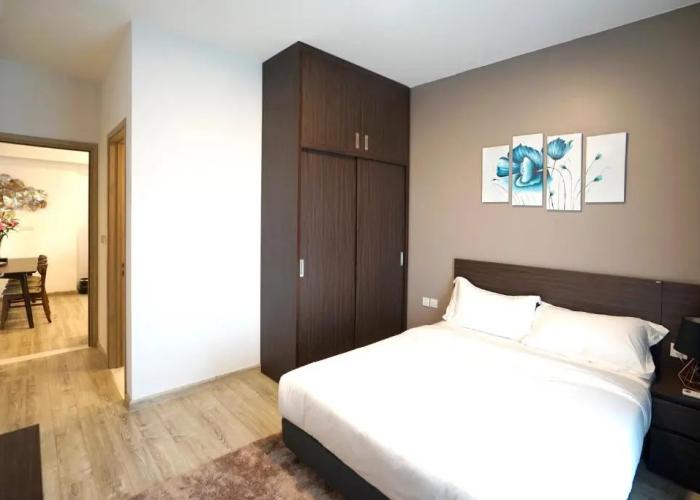 The First Stay Hotel