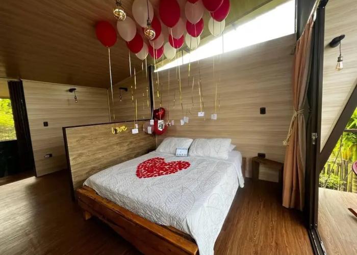 Luxury Glamping in Ruztico