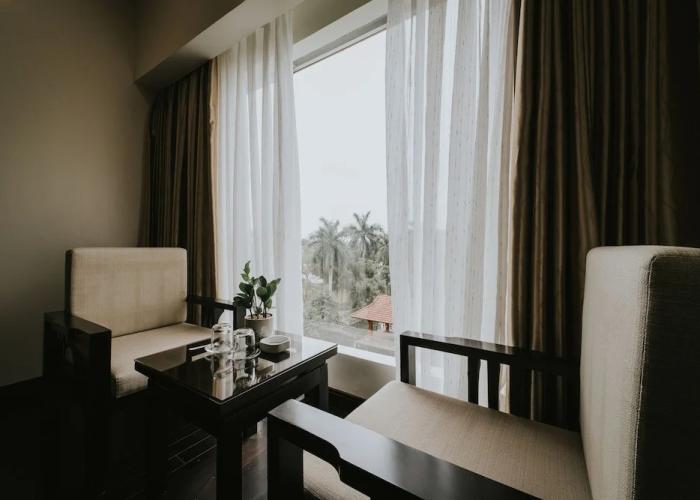 White Palace Thai Binh Hotel 1