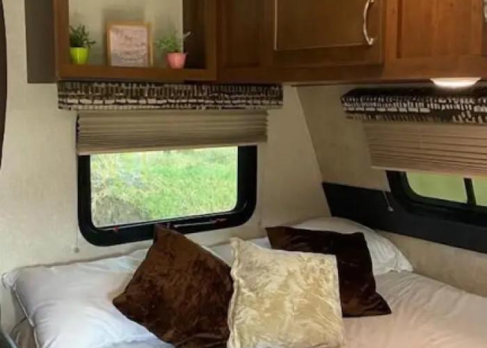 Camper House Col
