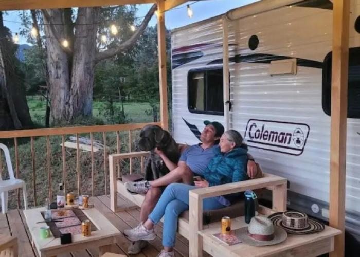 Camper House Col