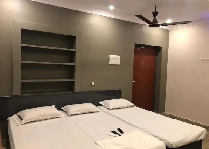 Hotel AKMG