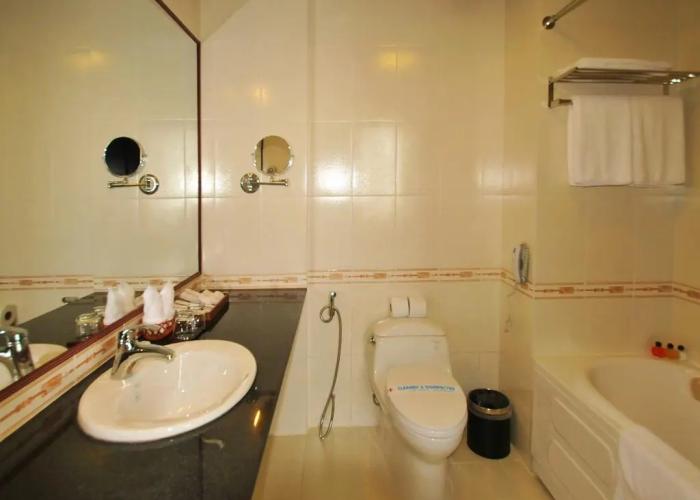 Hoa Binh 1 Hotel