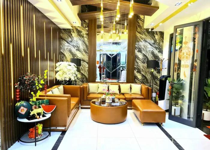 Thu Le Hotel