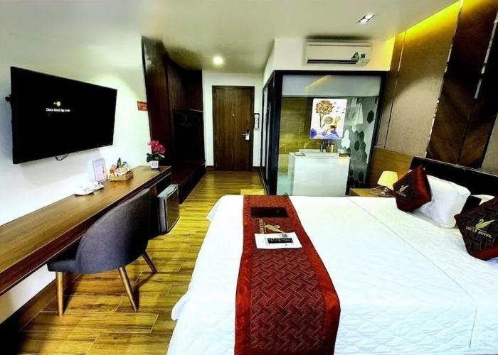 Thu Le Hotel