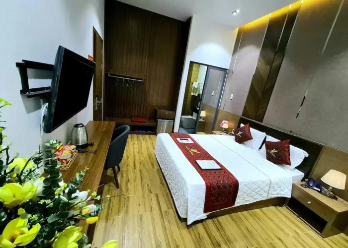 Thu Le Hotel