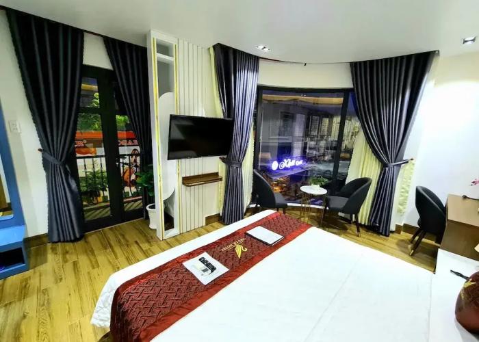 Thu Le Hotel
