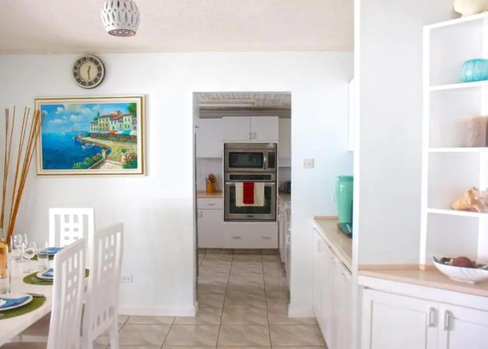This is a Beachfront 3 Bedroom, 3 Bathroom Villa, Family-friendly Activities