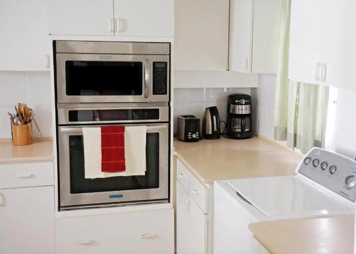 This is a Beachfront 3 Bedroom, 3 Bathroom Villa, Family-friendly Activities