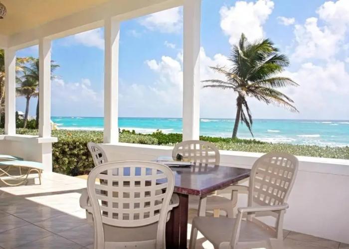 This is a Beachfront 3 Bedroom, 3 Bathroom Villa, Family-friendly Activities