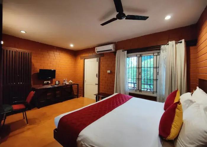 Ibex River Resort , Pollachi