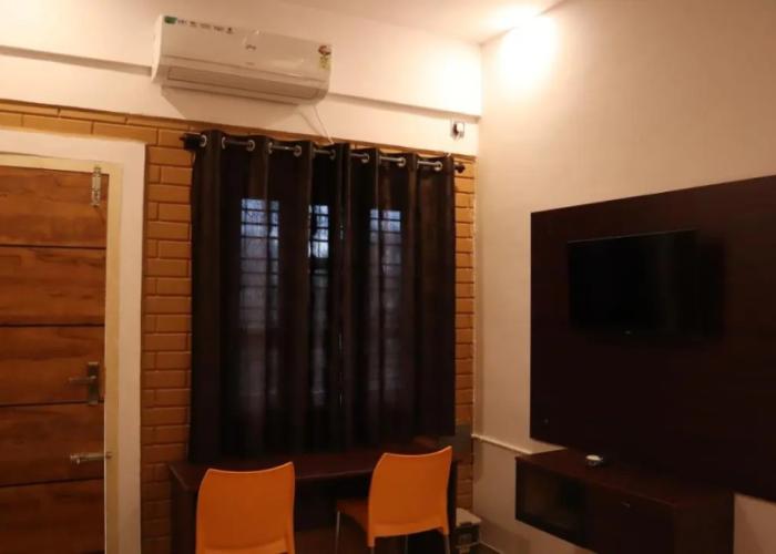 Smilestay Shree Jayaganga Arcade
