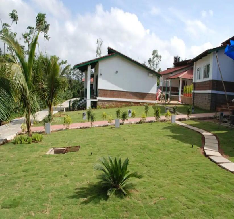фото Eka Resorts