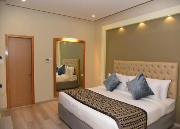 Mango Hotels Naveen