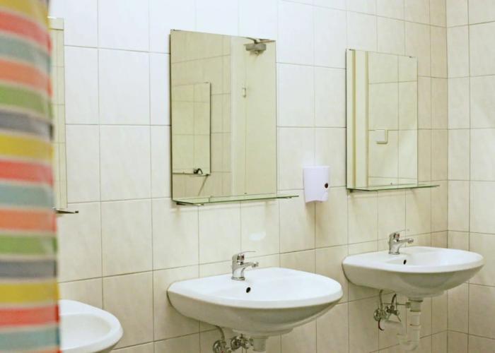 MAC City Hostel