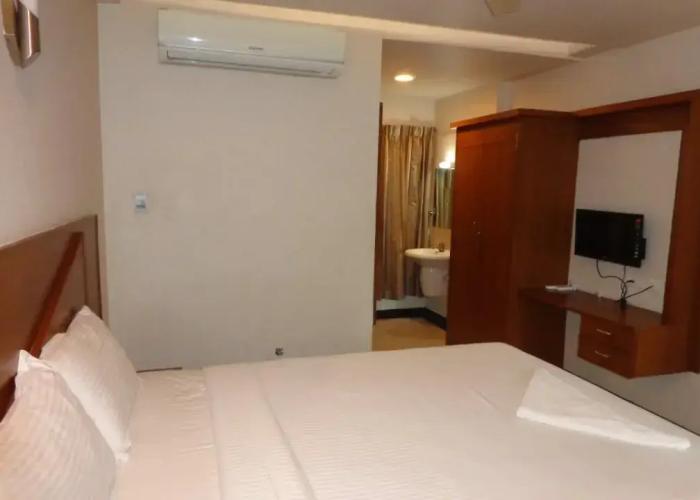 Hotel Sanu International