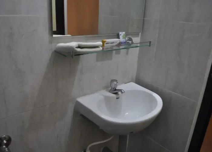 Jyothi Suites
