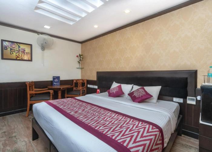Hotel Sumi Palace