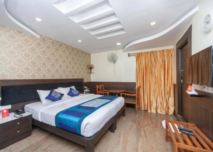 Hotel Sumi Palace