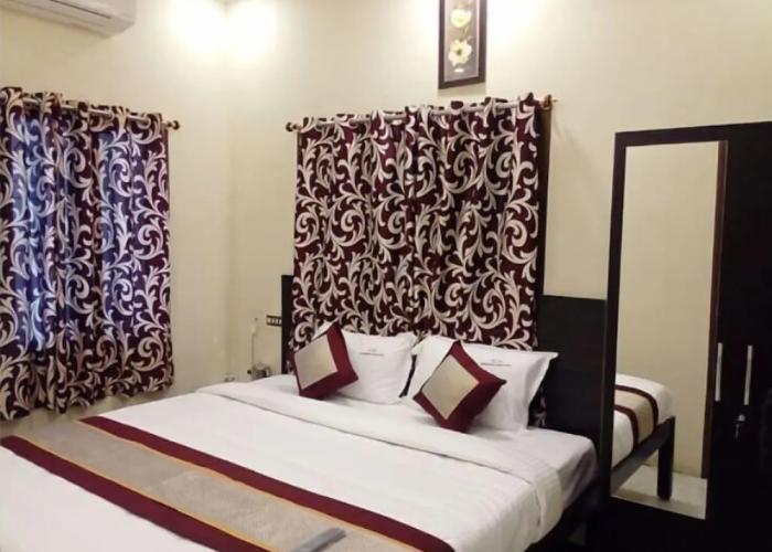 Hotel Barnabas Homestay