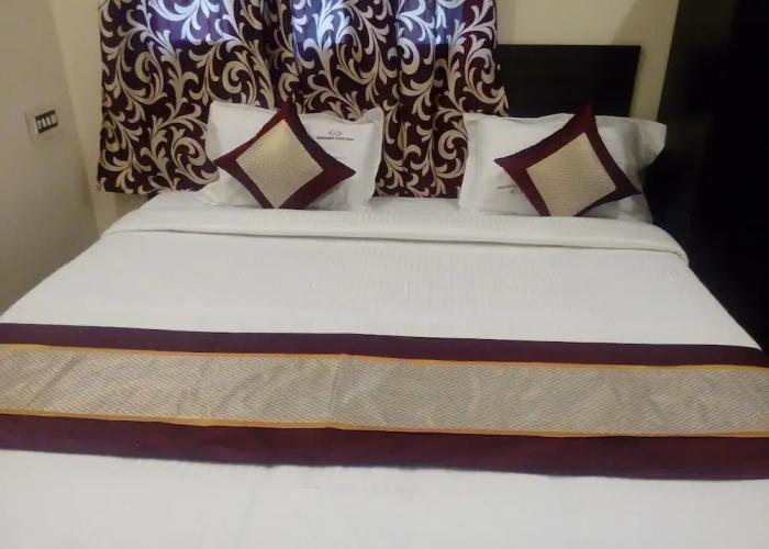 Hotel Barnabas Homestay