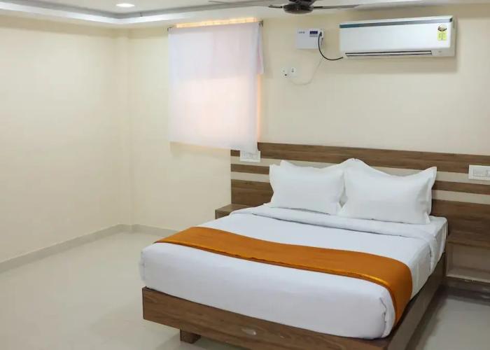 Hotel Vasantham Inn