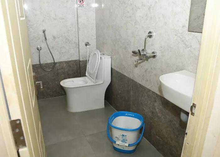 Hotel Vasantham Inn