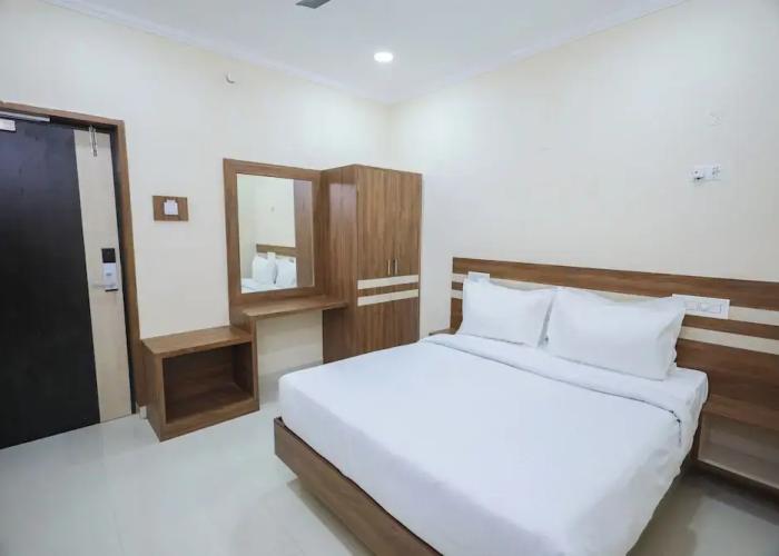 Hotel Vasantham Inn