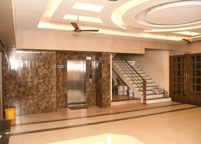 Hotel Vasantham Inn