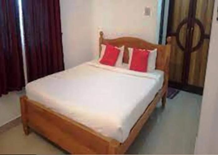 Haleemas Residency